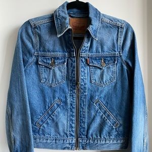 Levis’ / Denim Jacket / XS / Like New